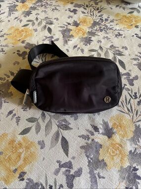 Lululemon Belt Bag Black